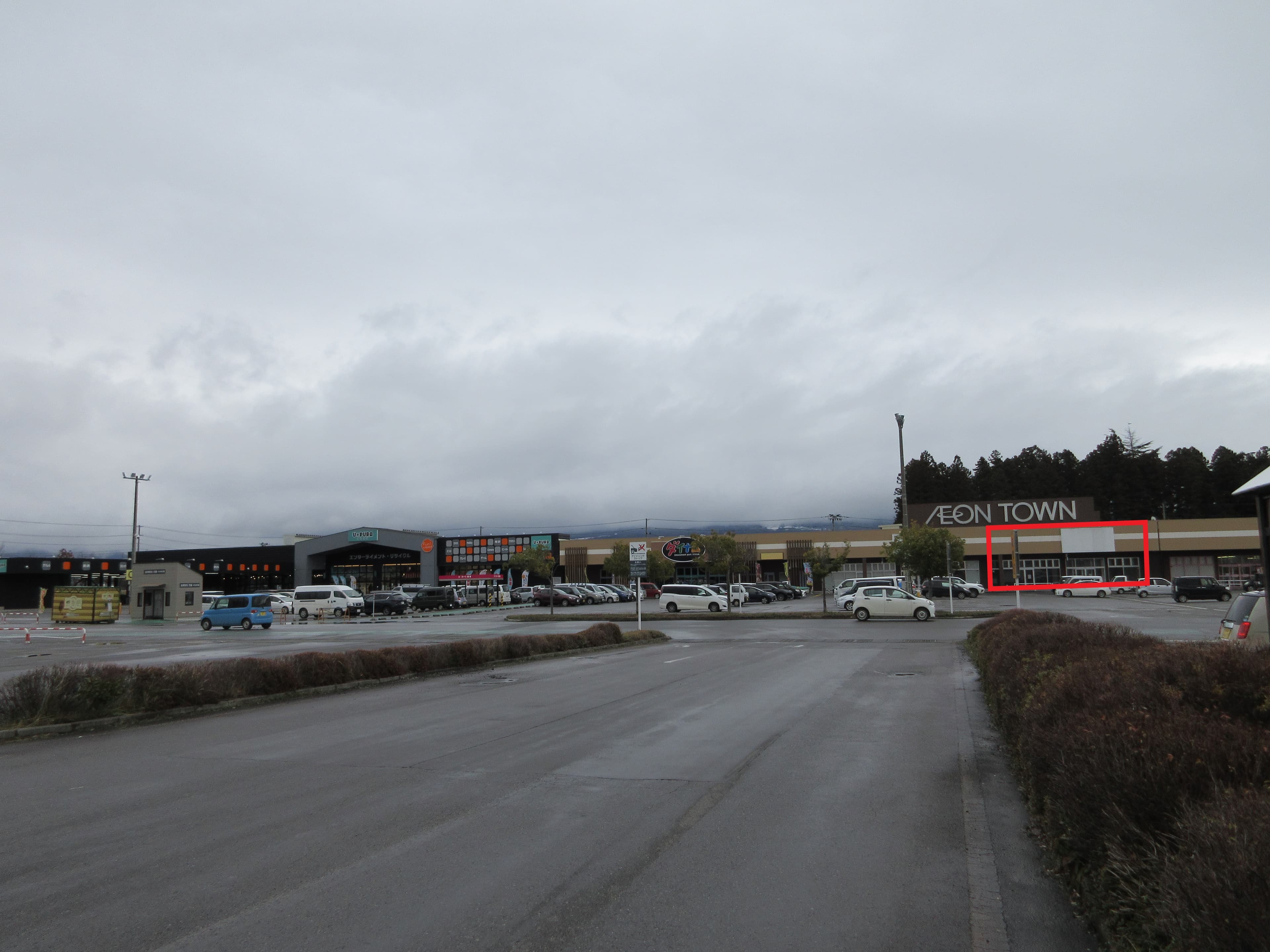 塩川B04:130.68坪 物販 、サービスの図面・フロアマップ1