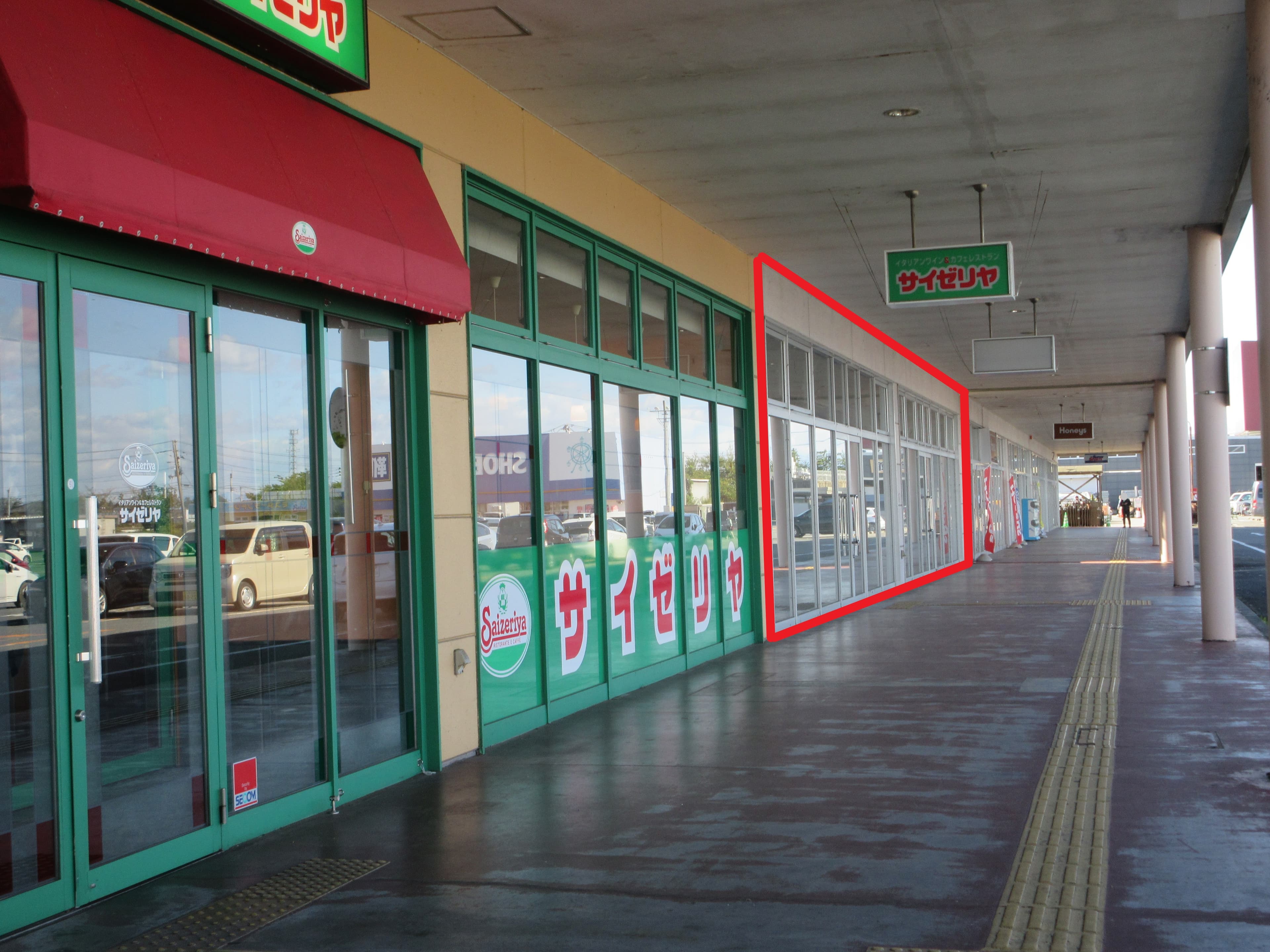 古川A-9-3:209.63坪 物販(衣料(メンズ、レディース、キッズ) 、サービス(教室など)1