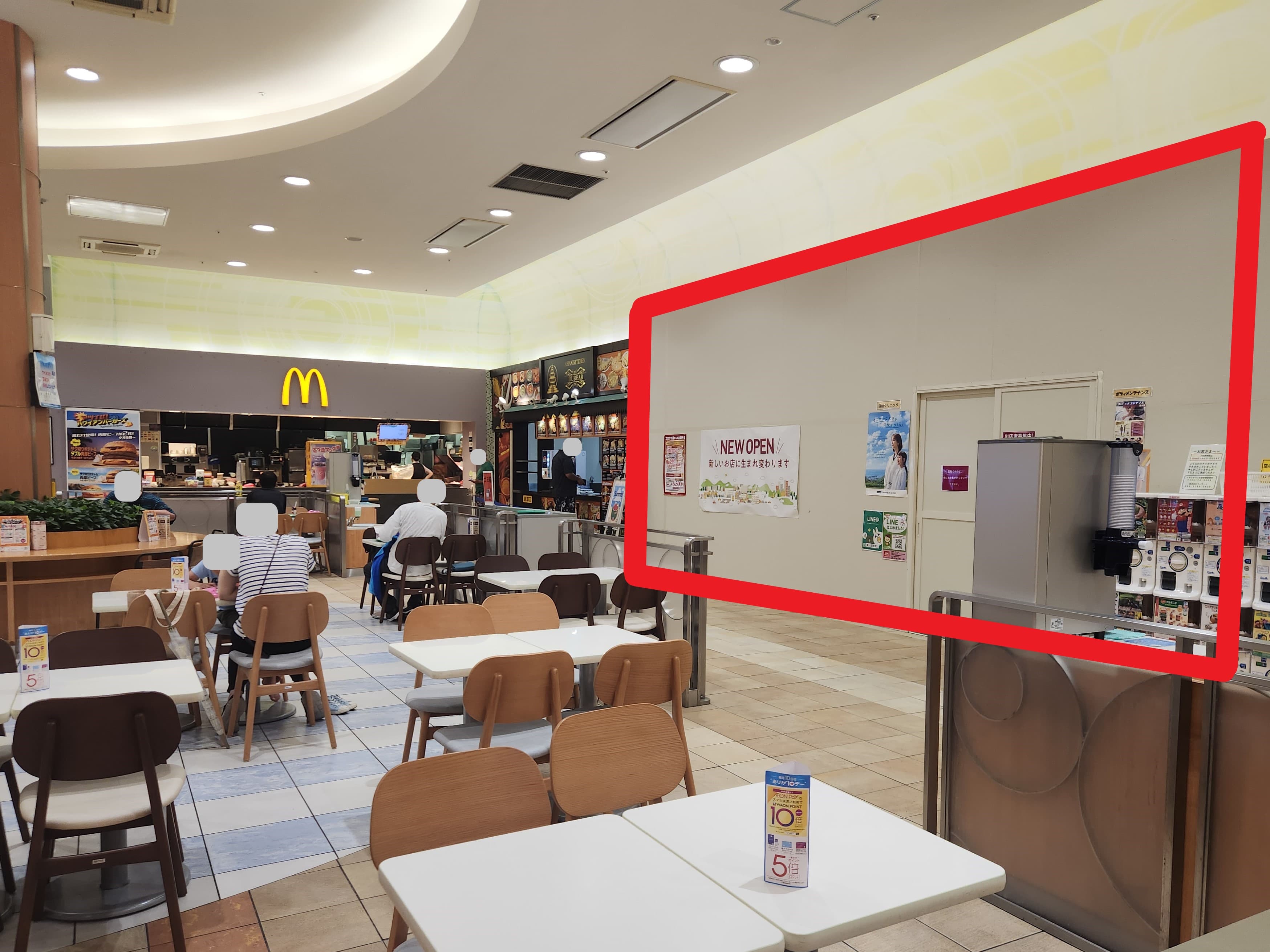 大垣111:12.37坪 飲食:フードコート(和食、洋食)