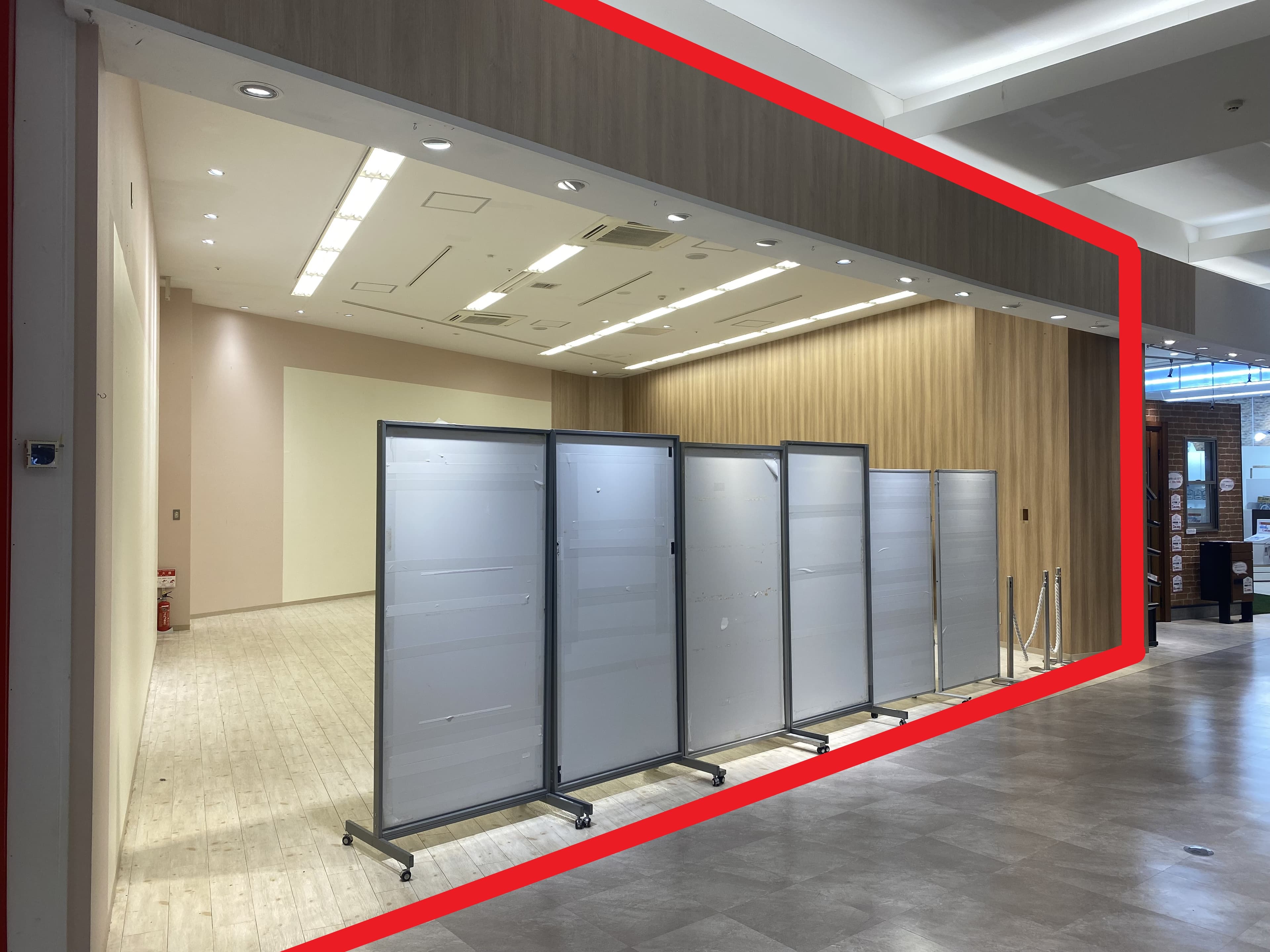 おゆみ野216:32.28坪 物販(子供服、呉服、生活雑貨、バラエティ雑貨、住居用品、キッチン用品、寝具)