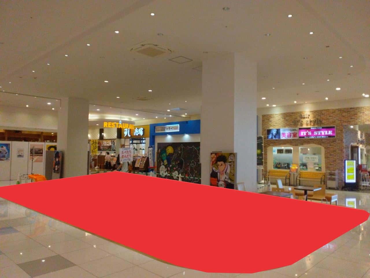 姶良B109:27.98坪 物販(ギフト、アクセサリー、靴下、タオル)、サービス(トレーディングカード)