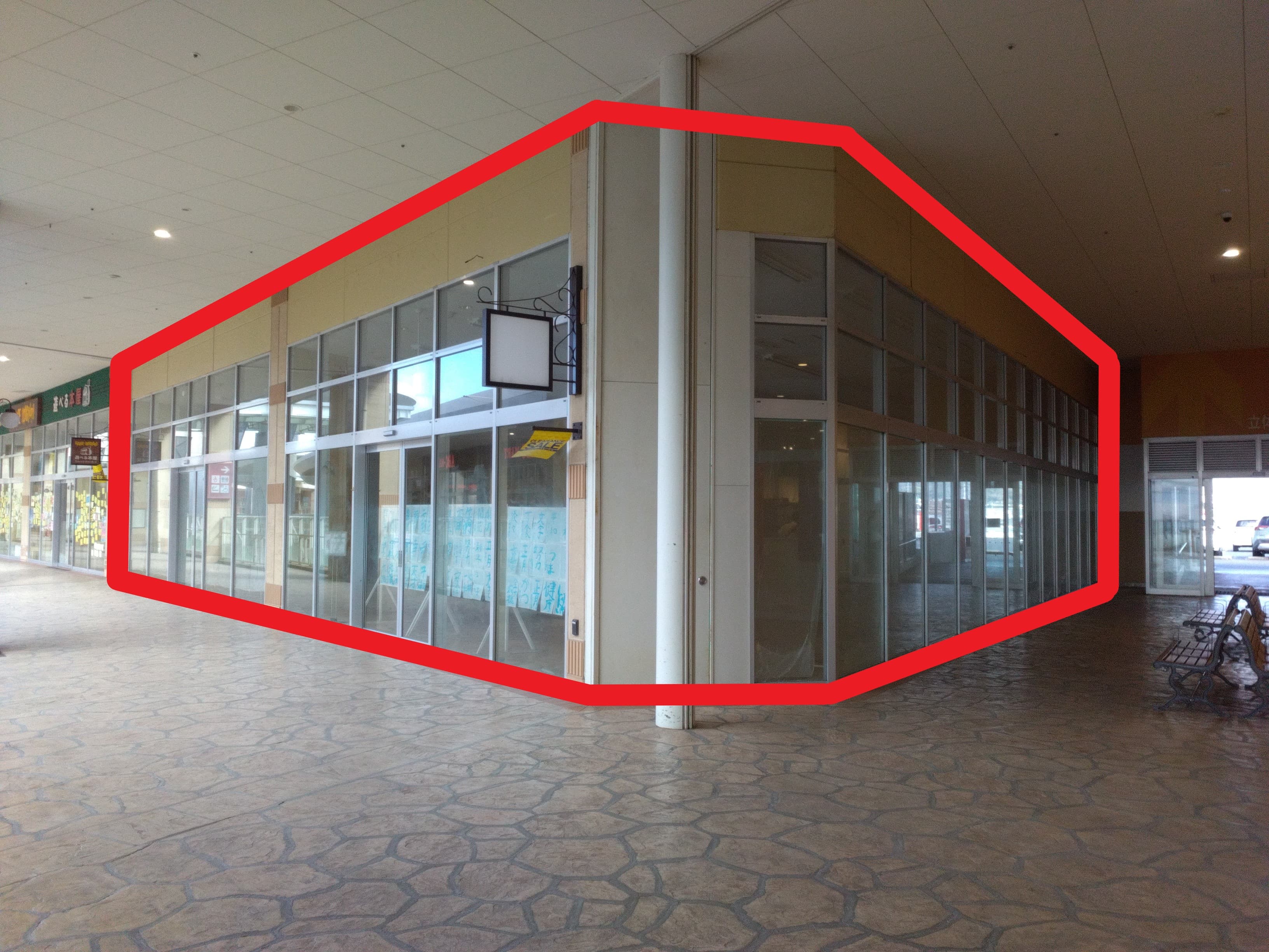 防府218:91.84坪 物販:衣料(メンズ・レディース・キッズ)、雑貨、ホビー、トレカなど