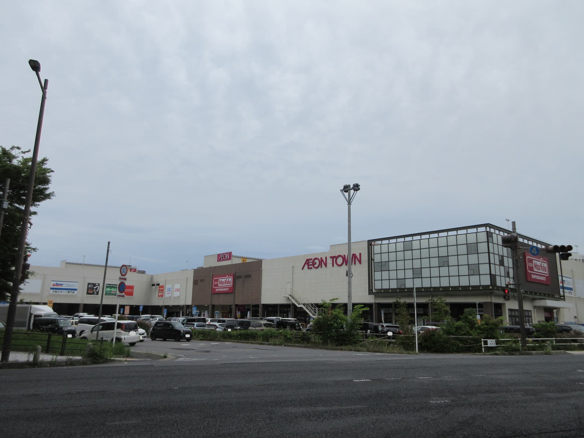 イオン タウン 成田 富里