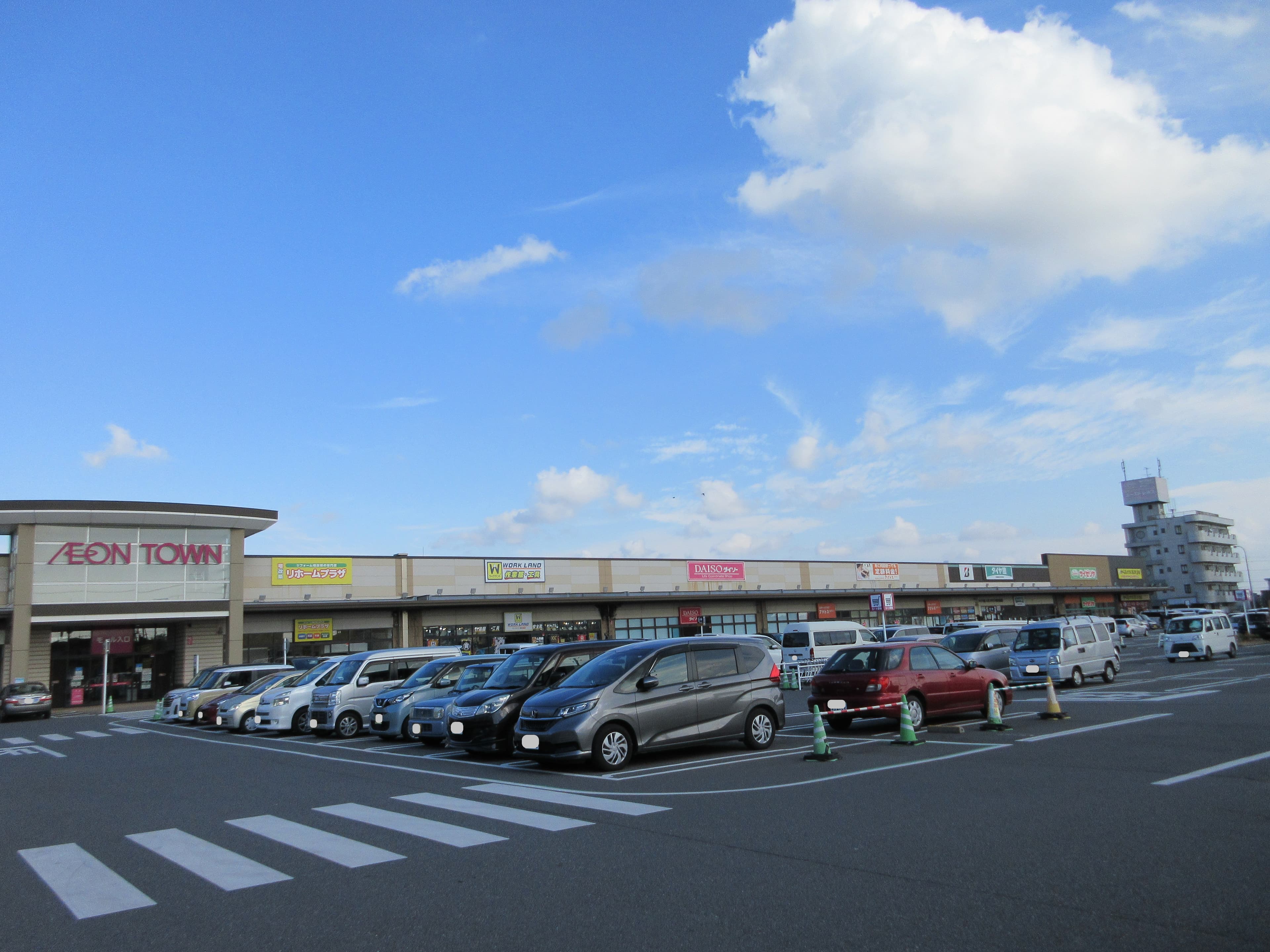 稲毛長沼102:14.04坪 サービス(エステ、ネイル、整骨院、ヨガ、携帯修理、児童発達施設、スクール等) 、物販(眼鏡、キッズ、携帯等)、食物販(パン、洋菓子等)の図面・フロアマップ1