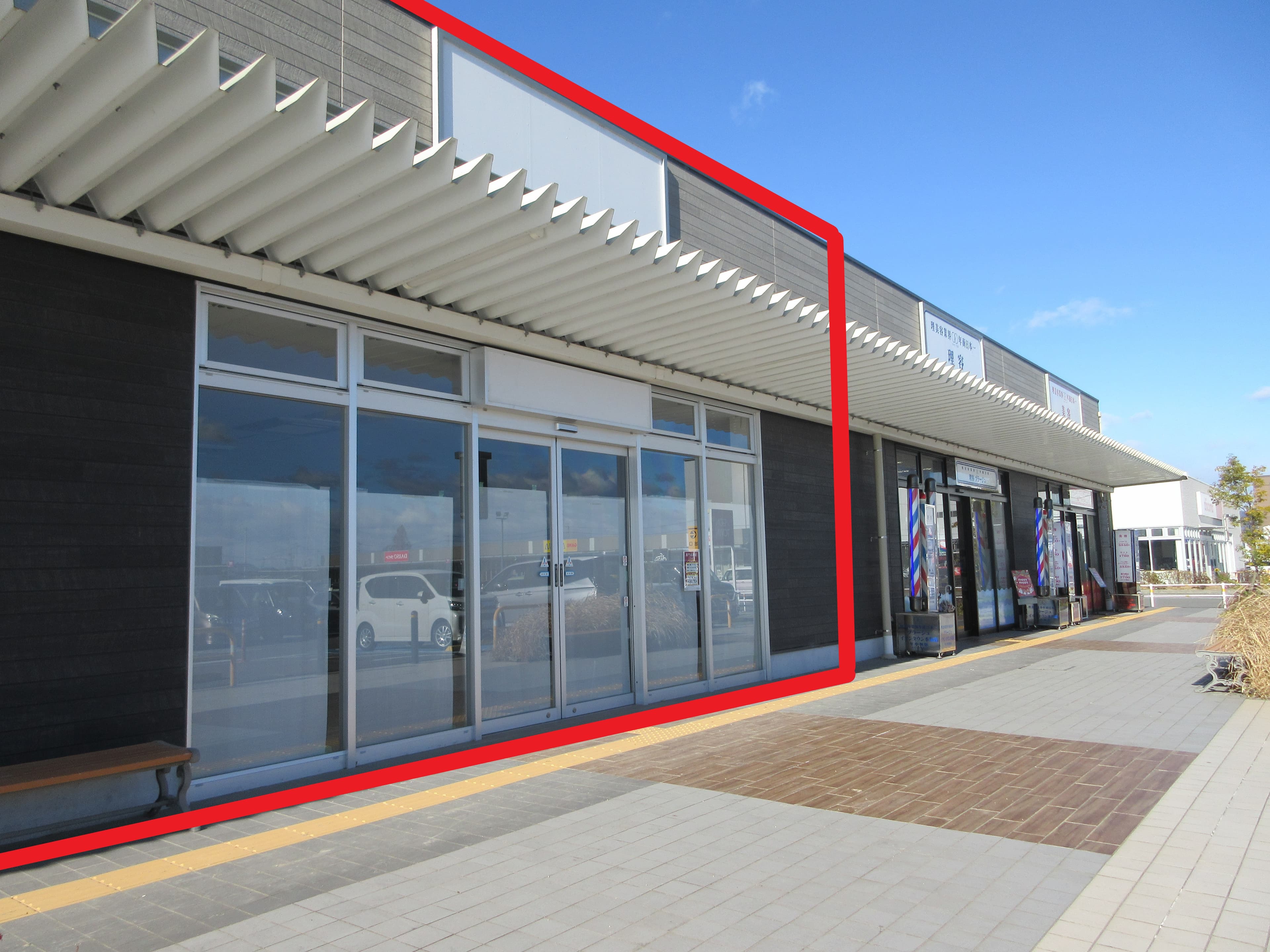 本巣403:50.29坪 物販(靴、衣料(メンズ、レディース、キッズ)、携帯、雑貨) 、サービス(携帯修理、フィットネス、塾、就労支援、放課後等デイサービス)1