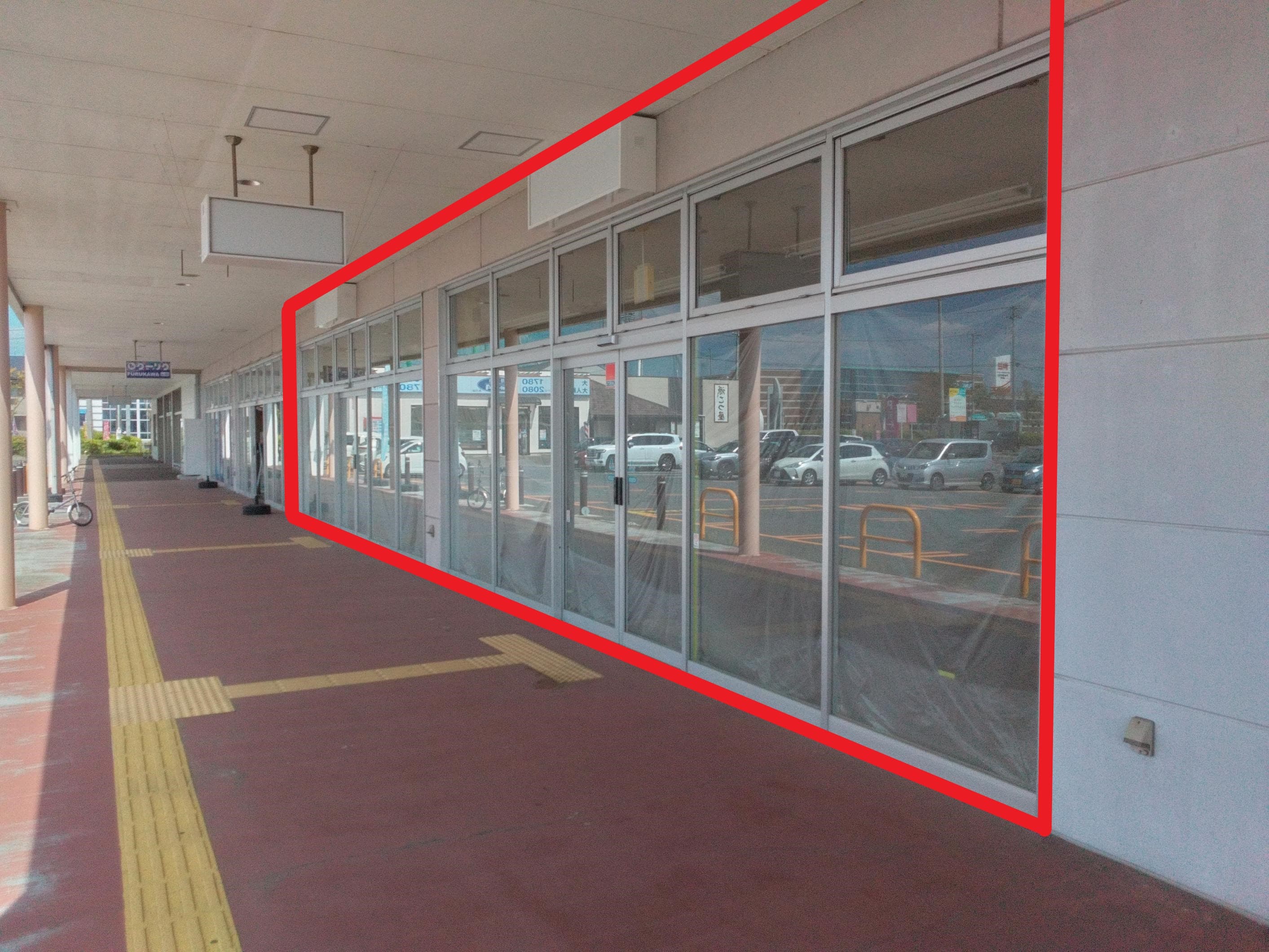 古川A-3-2:100.4坪 物販(衣料(メンズ、レディース、キッズ)、手芸など)、サービス(携帯・教室、スクールなど)1