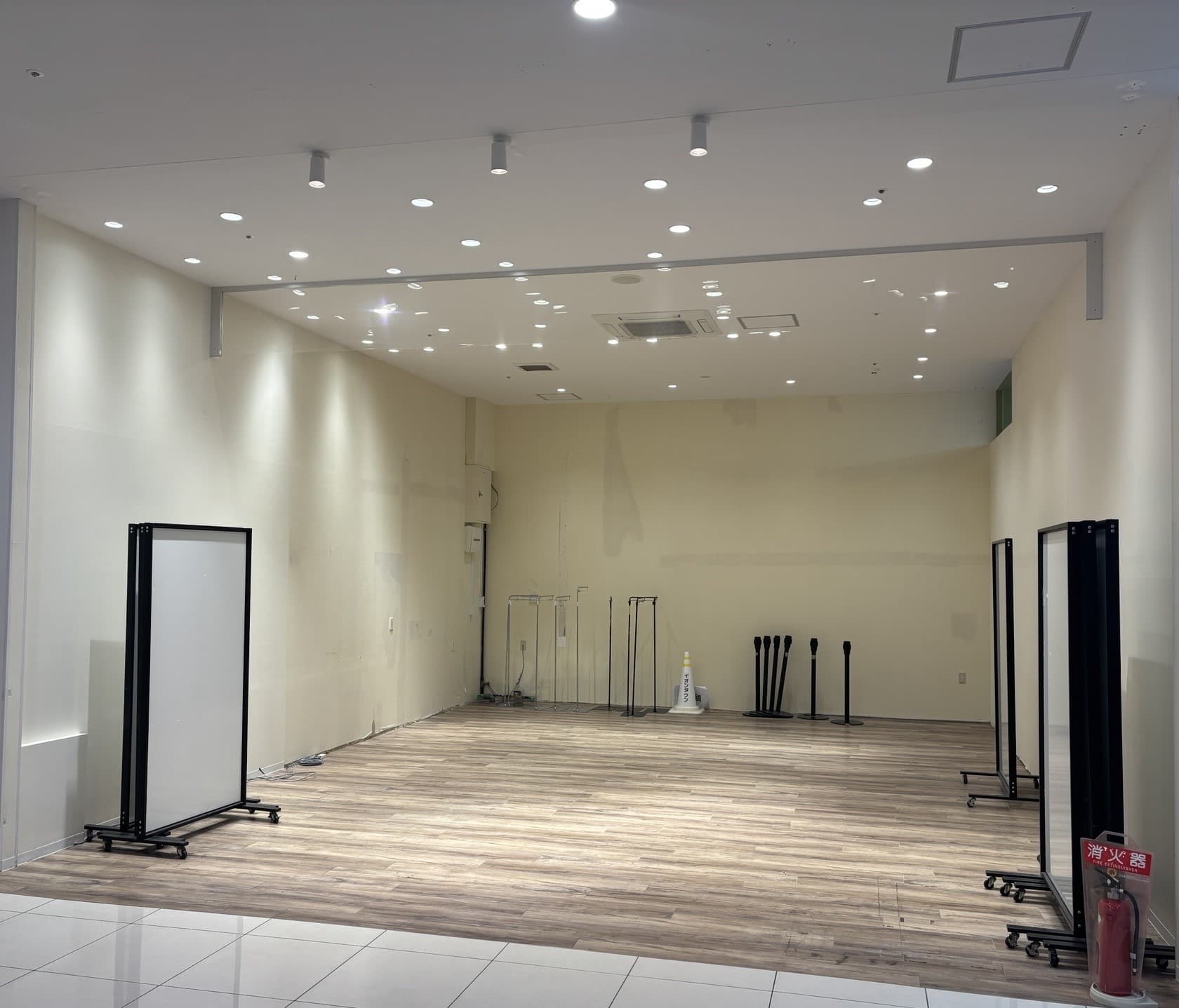 黒崎105-2:14.99坪 食物販(スィーツ、洋菓子)1