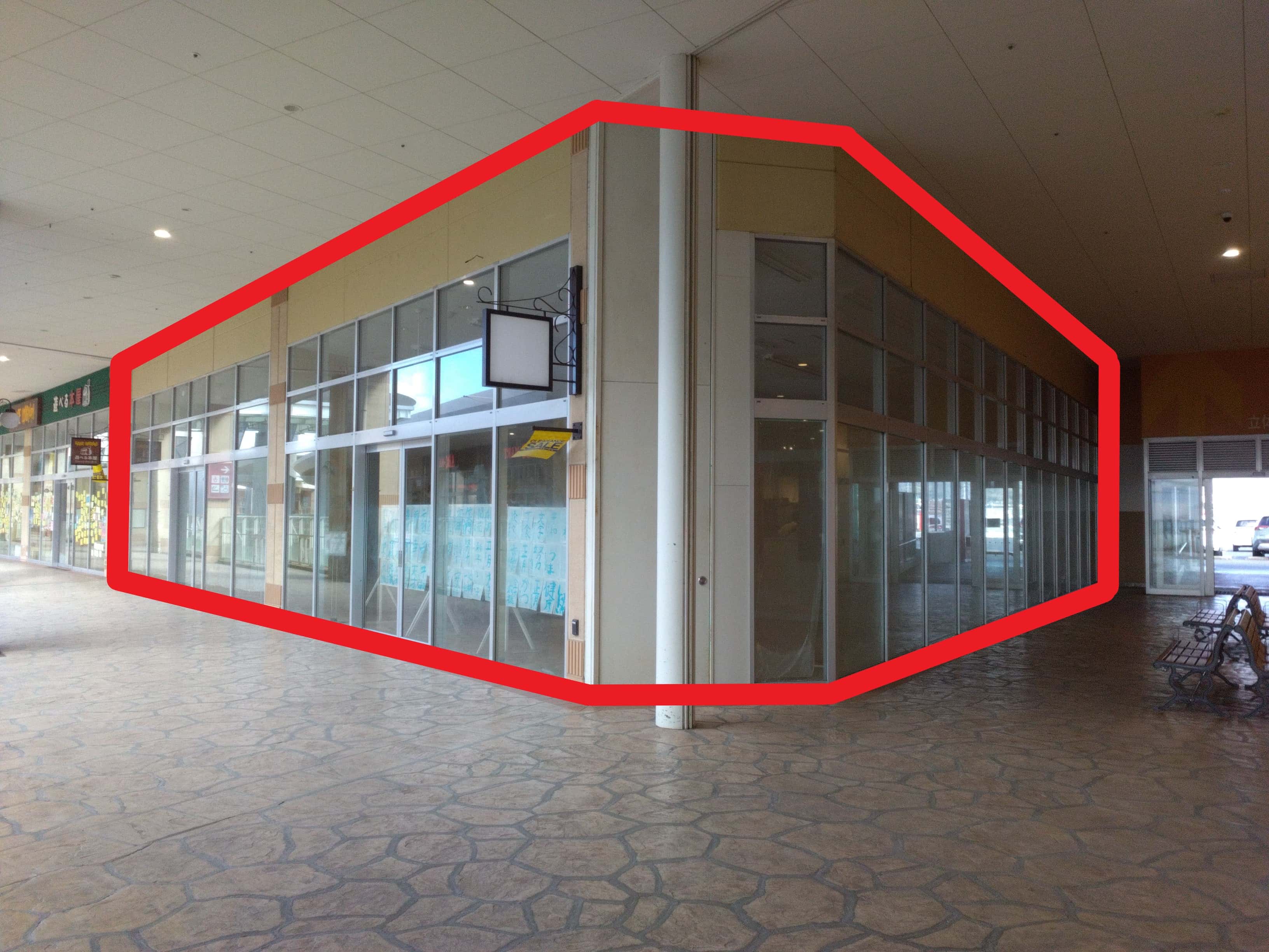 防府218:91.84坪 物販:衣料(メンズ・レディース・キッズ)、雑貨、ホビー、トレカなど