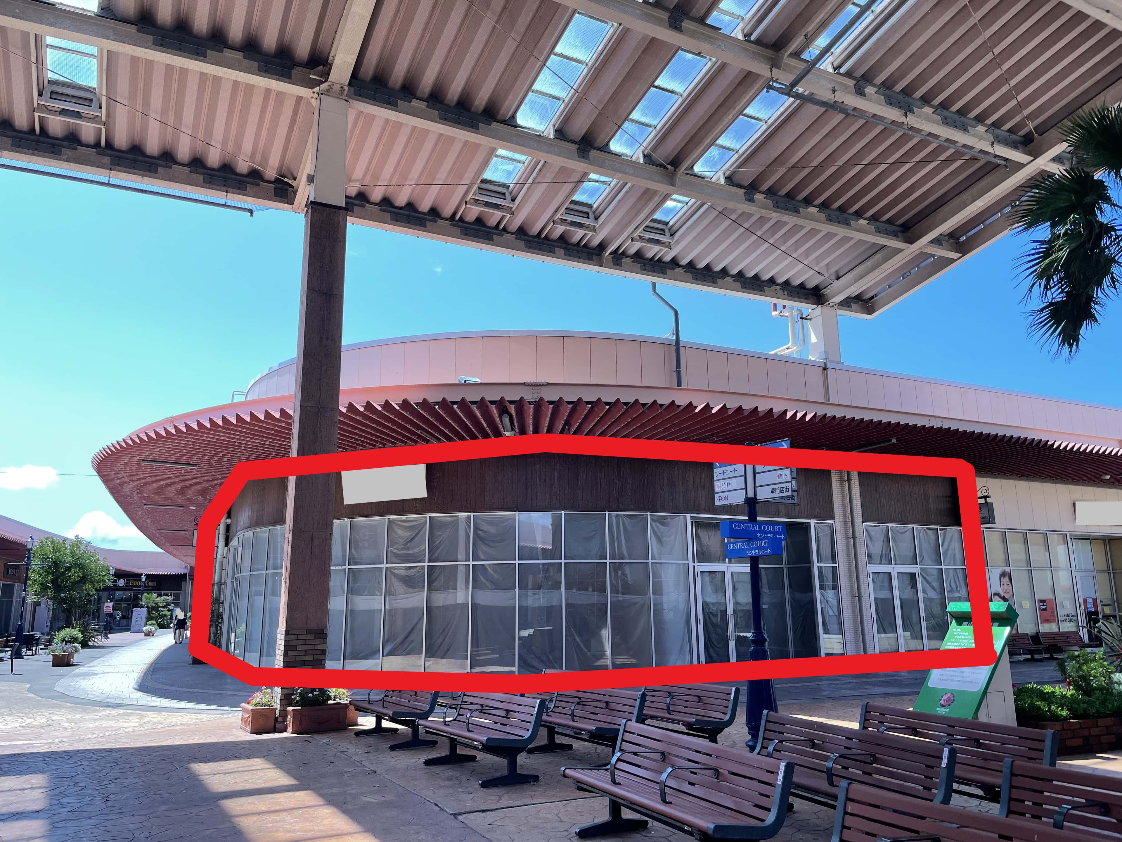 館山126:67.42坪 物販(衣料、スポーツ、ペット等) 、サービス(観光等) 、飲食(カフェ) 、食物販、食品(生鮮三品、パン等)