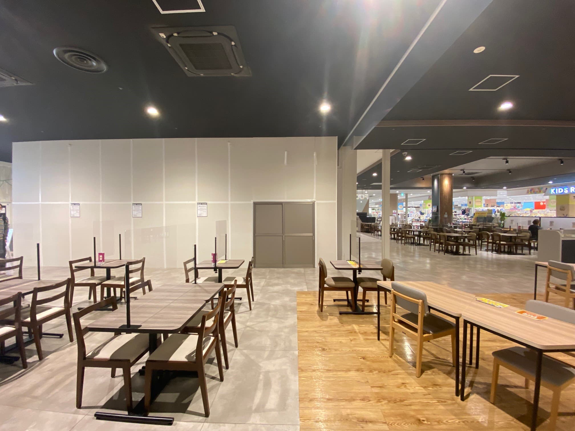 ふじみ野343:15.00坪 飲食:フードコート(和食、丼物、そば、スイーツ等)1