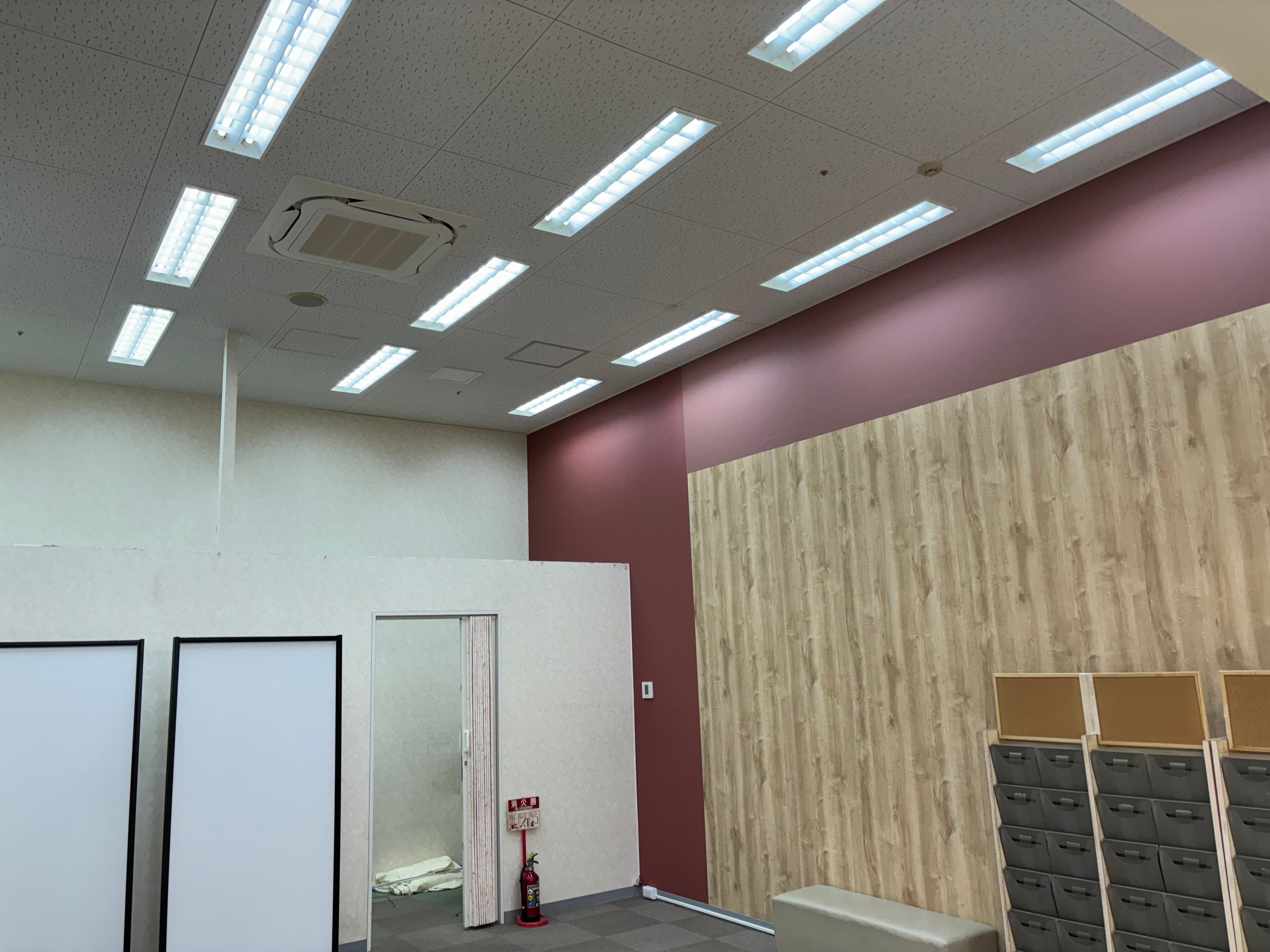 伊勢ララパーク112:13.69坪 サービス(窓口サービス、チケットショップ、リペア(修理)、旅行代理店、手芸教室他)1